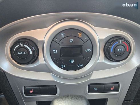 Ford Fiesta 2014 - фото 23