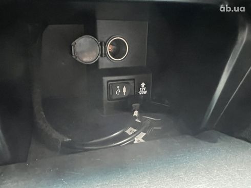Toyota Camry 2015 серый - фото 13