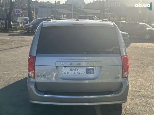 Dodge grand caravan 2017 - фото 4