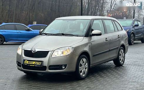 Skoda Fabia 2008 - фото 3