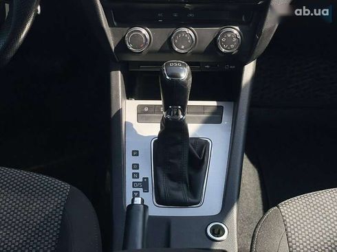 Skoda Octavia 2015 - фото 20