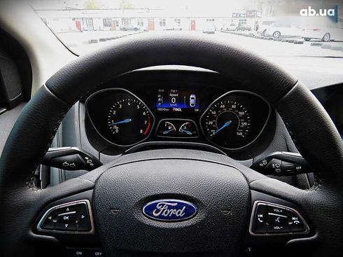 Ford Focus 2016 - фото 9