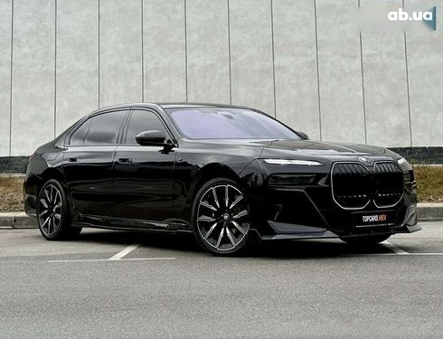 BMW 7 серия 2023 - фото 19