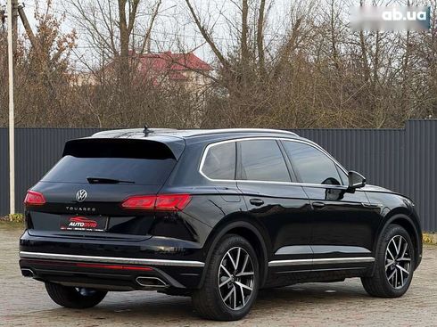 Volkswagen Touareg 2022 - фото 4