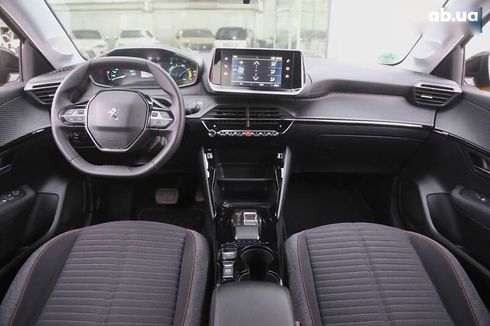 Peugeot e-208 2022 - фото 15