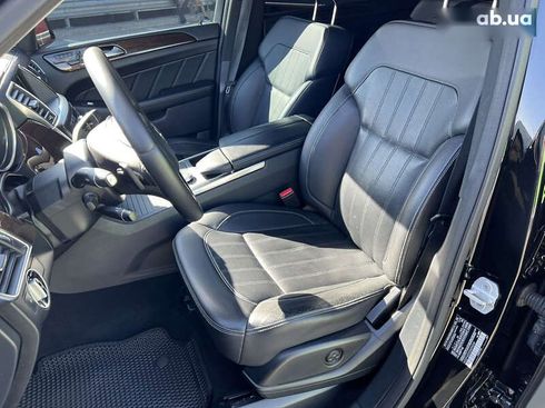 Mercedes-Benz GL-Класс 2015 - фото 19