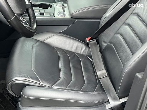 Volkswagen Touareg 2019 серый - фото 81