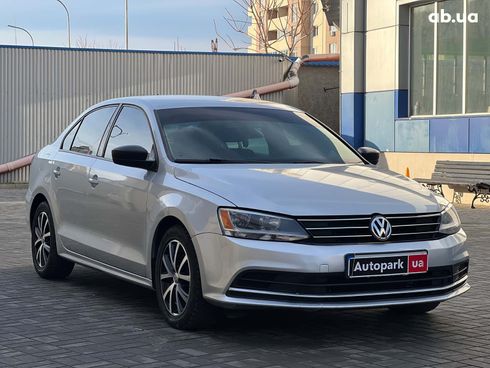 Volkswagen Jetta 2015 серый - фото 4