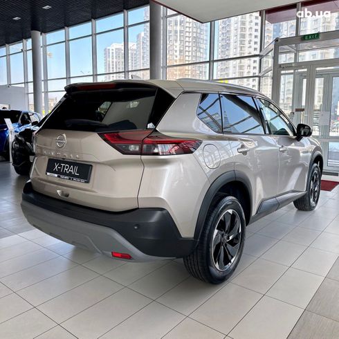 Nissan X-Trail 2024 золотистый - фото 4