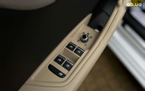 Audi A4 2016 - фото 18