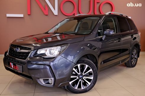 Subaru Forester 2017 серый - фото 2