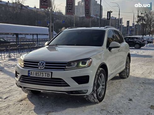 Volkswagen Touareg 2015 - фото 2
