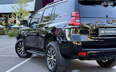 Toyota Land Cruiser Prado 2018 - фото 10