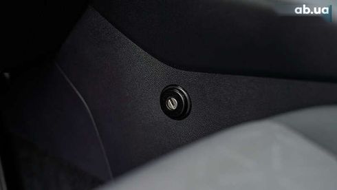 Toyota RAV4 2020 - фото 21