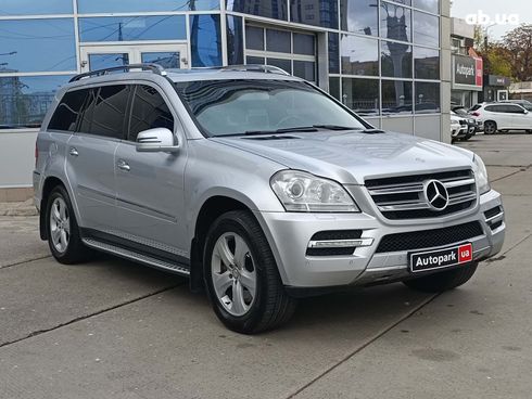 Mercedes-Benz GL-Класс 2010 серый - фото 3