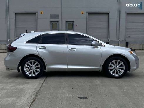 Toyota Venza 2010 - фото 10