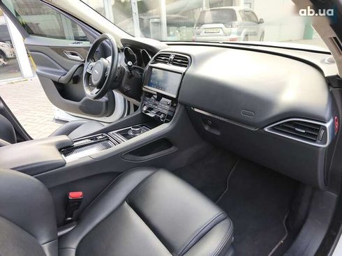 Jaguar F-Pace 2018 - фото 18