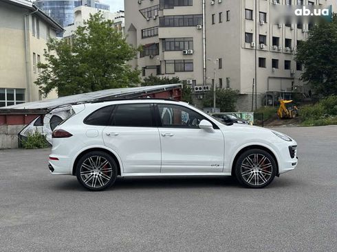 Porsche Cayenne 2015 - фото 9