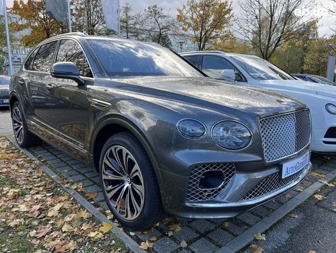 Bentley Bentayga 2024 - фото 18