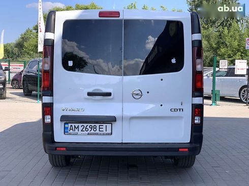 Opel Vivaro 2017 - фото 16