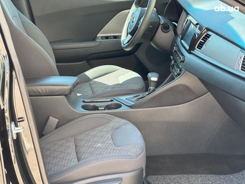 Kia Niro 2018 черный - фото 40