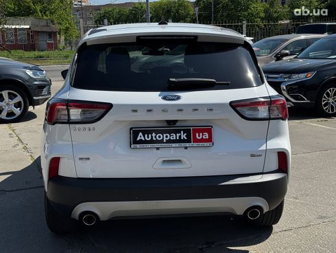 Ford Escape 2021 белый - фото 5