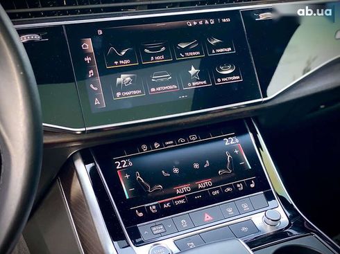 Audi Q7 2021 - фото 27
