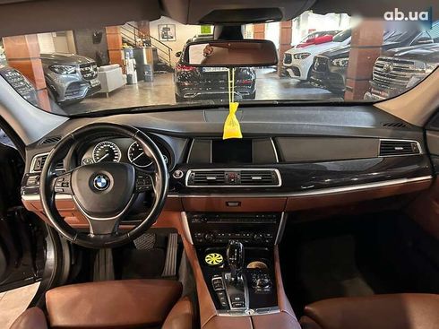 BMW 5 серия 2011 - фото 15