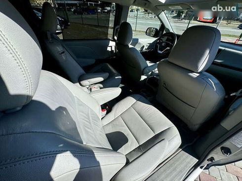 Toyota Sienna 2015 - фото 10