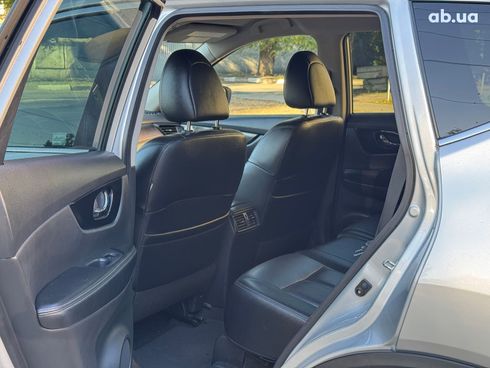Nissan Rogue 2019 серый - фото 14