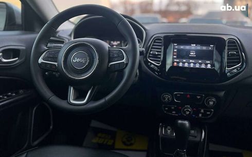 Jeep Compass 2020 - фото 17