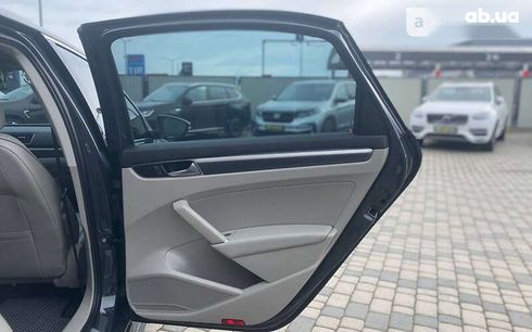 Volkswagen Passat 2017 - фото 29