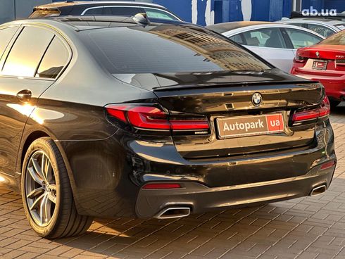 BMW 5 серия 2017 черный - фото 11