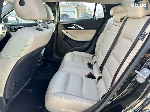 Infiniti QX30 2017 - фото 20