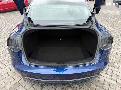 Tesla Model 3 2024 - фото 18