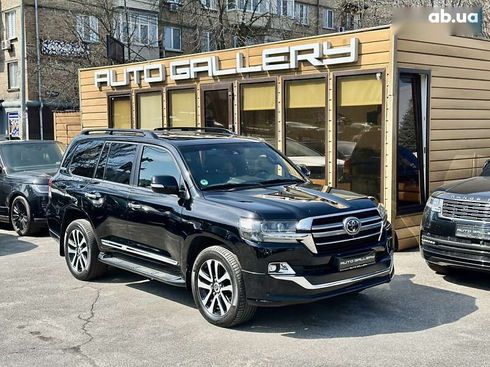 Toyota Land Cruiser 2019 - фото 5