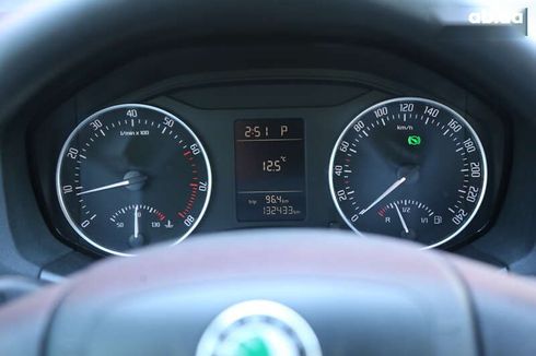 Skoda Octavia 2012 - фото 17
