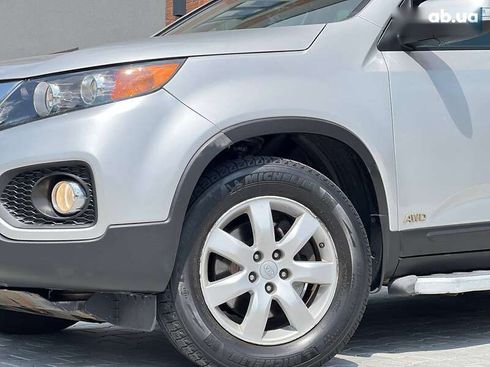 Kia Sorento 2010 - фото 4