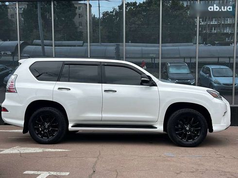 Lexus GX 2020 - фото 2