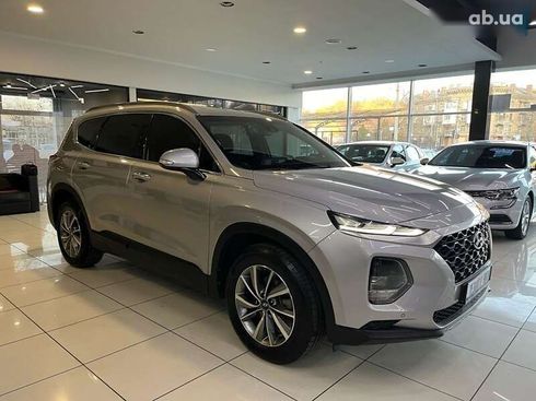 Hyundai Santa Fe 2019 - фото 3