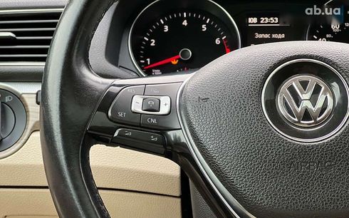 Volkswagen Passat 2017 - фото 12