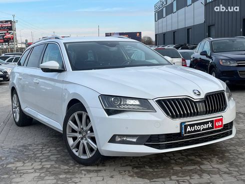 Skoda Superb 2015 белый - фото 45