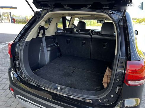 Mitsubishi Outlander 2019 - фото 16