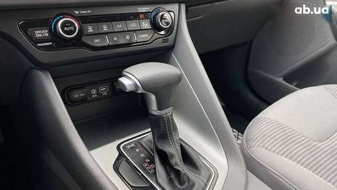 Kia Niro 2017 - фото 23