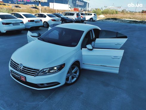 Volkswagen Passat CC 2012 белый - фото 15