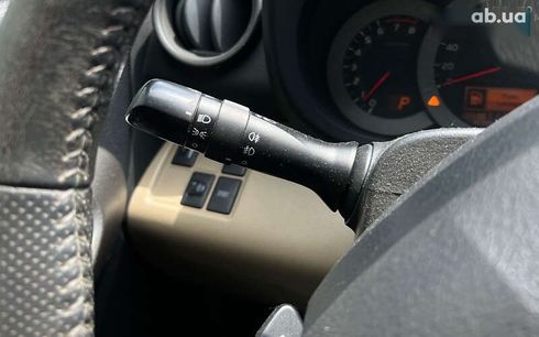 Toyota RAV4 2012 - фото 27