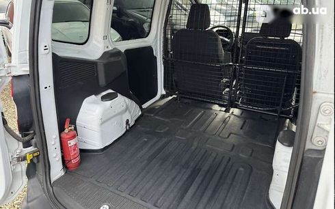 Ford Transit Courier 2015 - фото 8