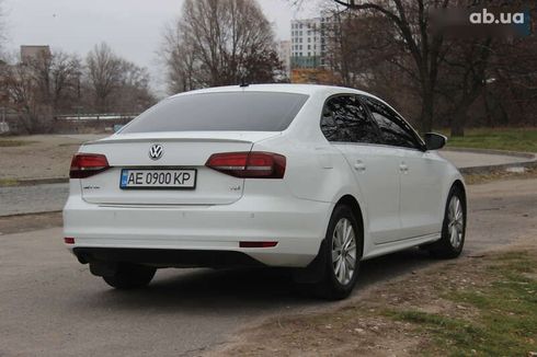 Volkswagen Jetta 2016 - фото 8