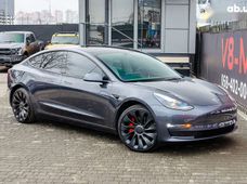 Продаж вживаних Tesla Model 3 2022 року - купити на Автобазарі