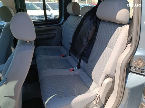 Volkswagen Caddy 2005 серый - фото 15